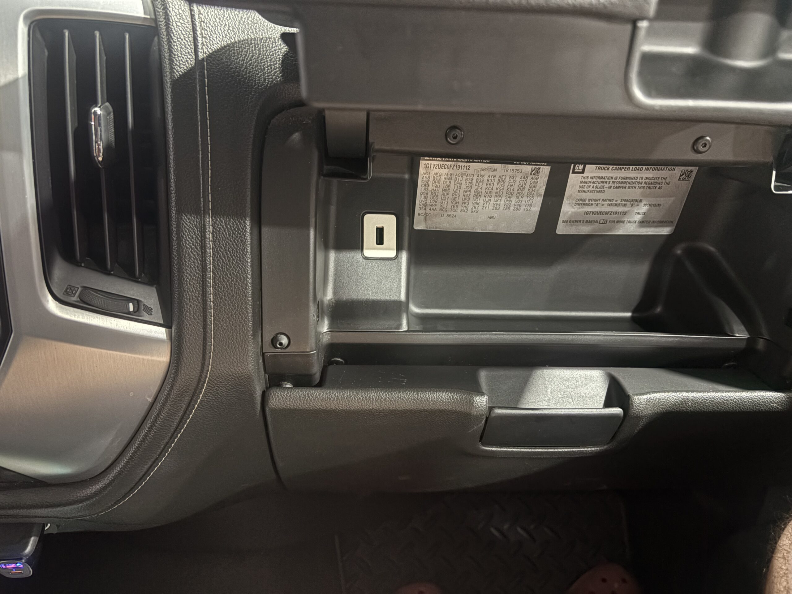 USB port in glove box on my new gmc sierra